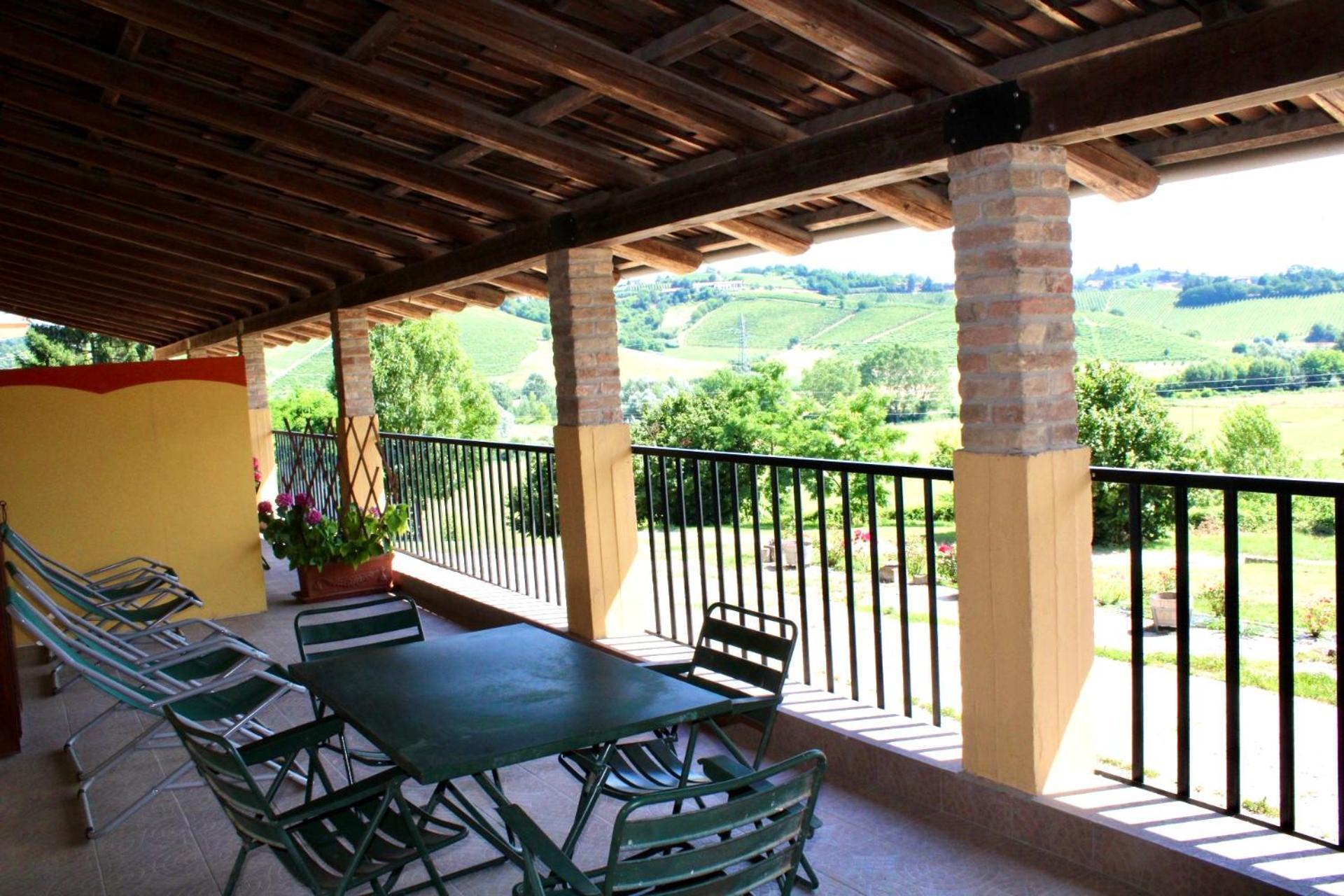 Agriturismo La Mussia Castelnuovo  Exterior photo